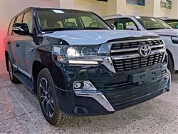 تۆیۆتا لاند کروزەر